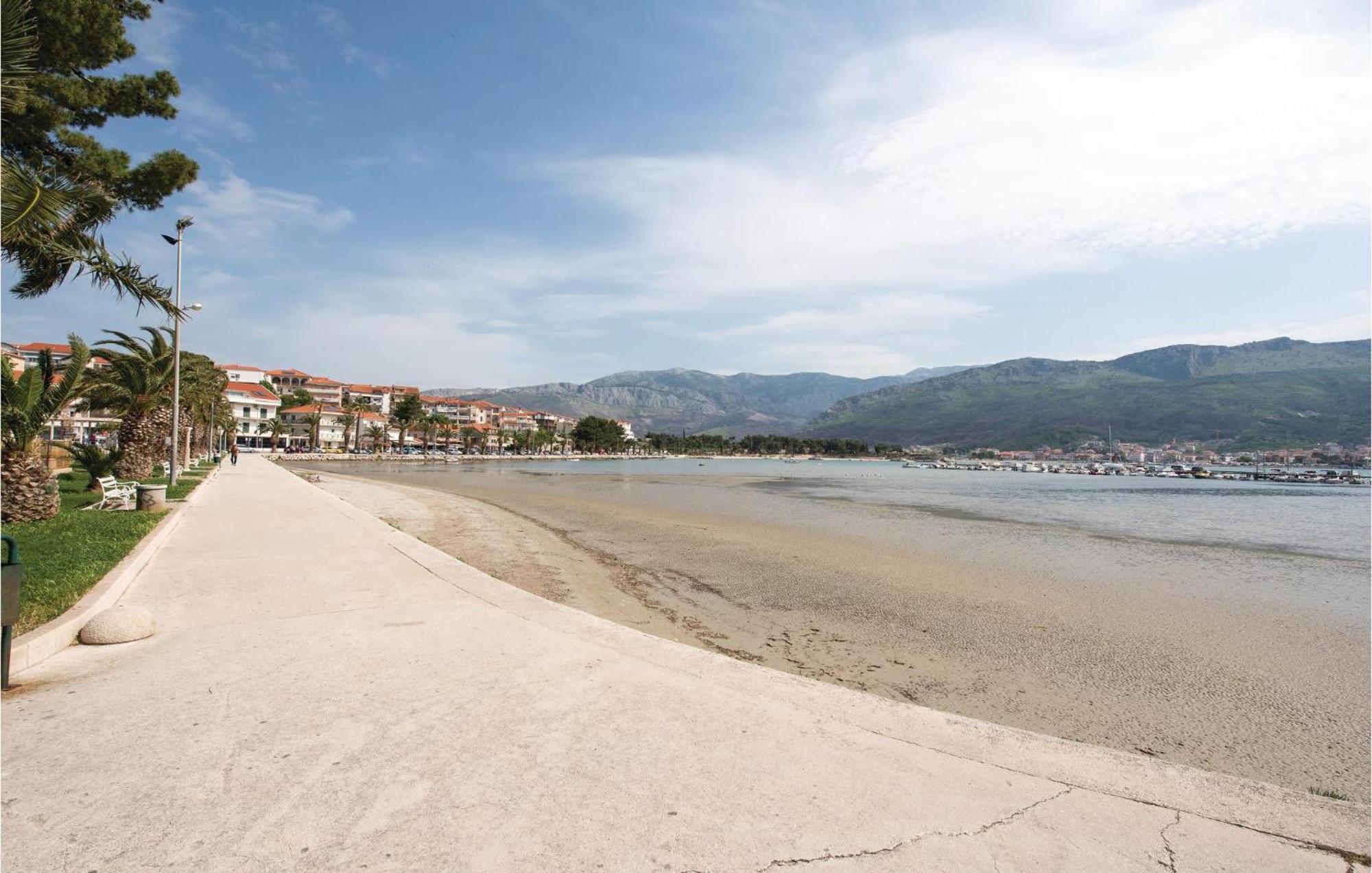 Lovely Apartment In Stobrec With Wifi Split Exterior photo