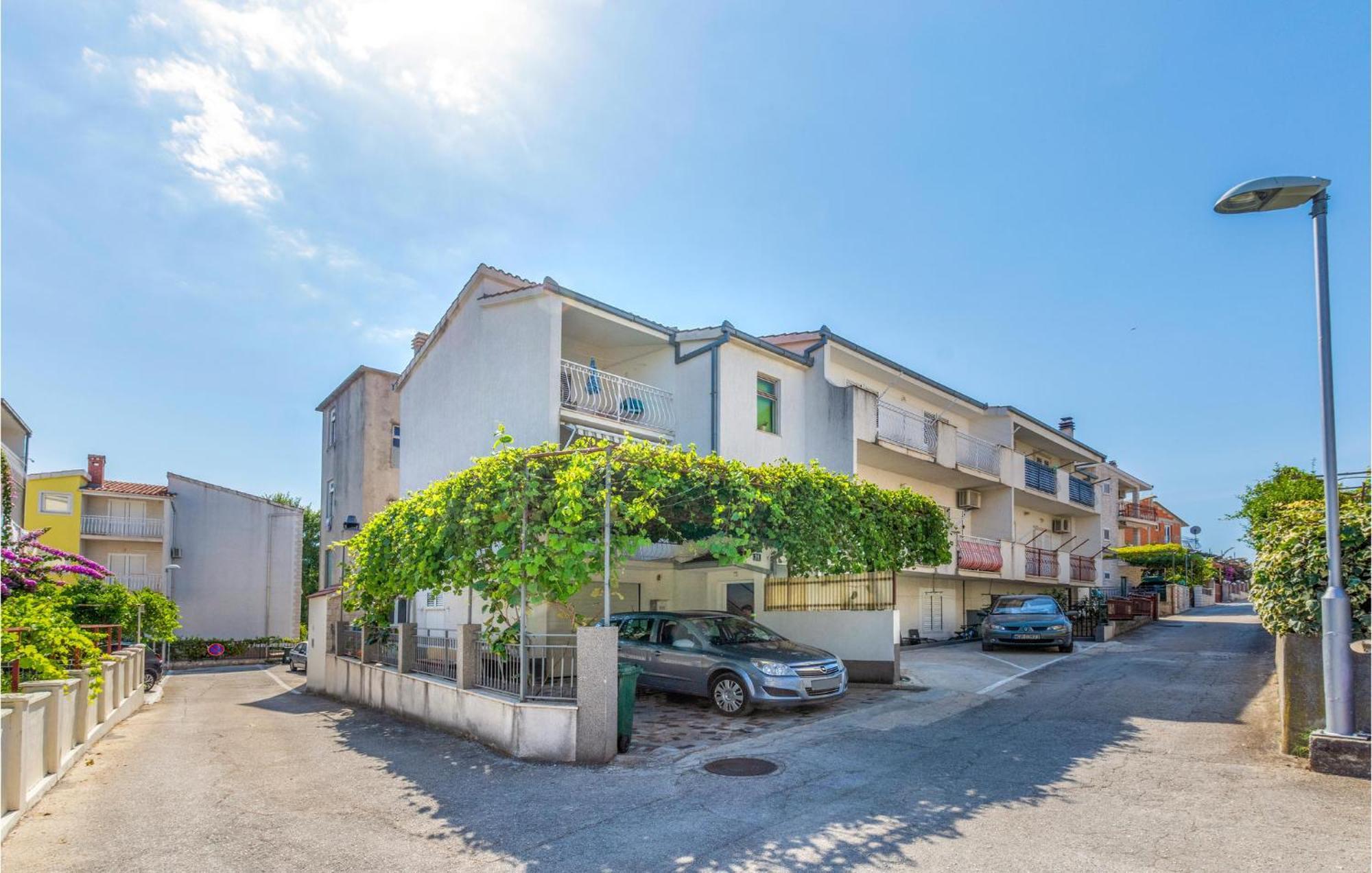 Lovely Apartment In Stobrec With Wifi Split Exterior photo